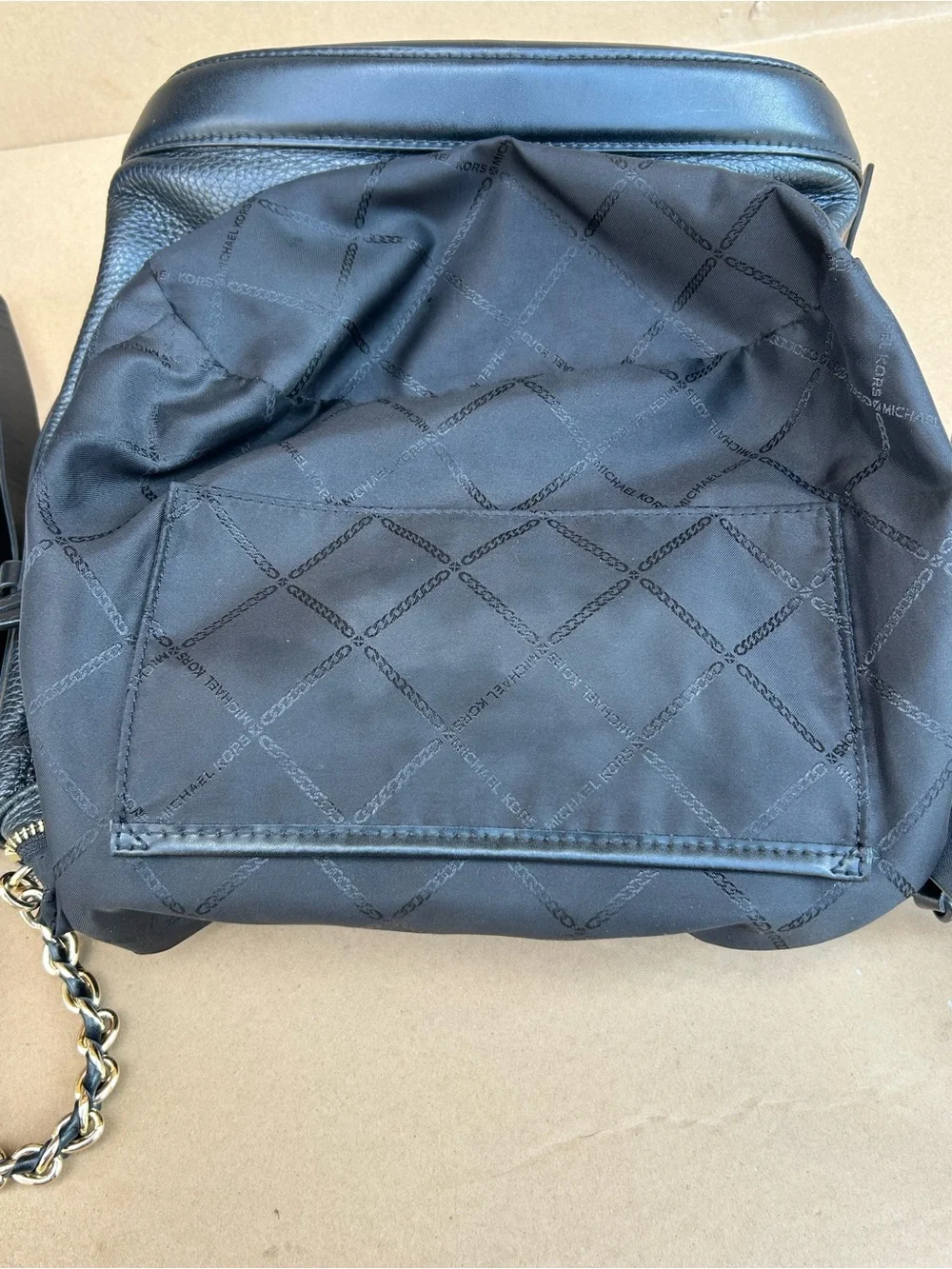 Michael Kors Reese Pebbled Leather Shoulder Tote Bucket Bag Chain Large Black